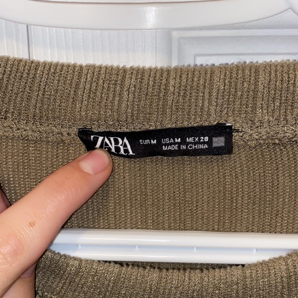 Zara long sleeve peplum shirt - Picture 2 of 4